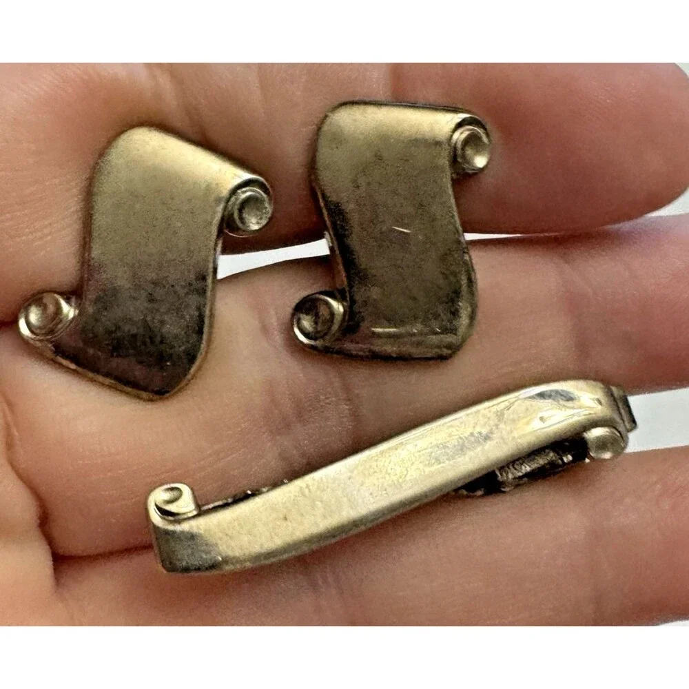 Vintage Silver Tone Cufflinks & Tie Clip Set Scroll Design Men’s Formal